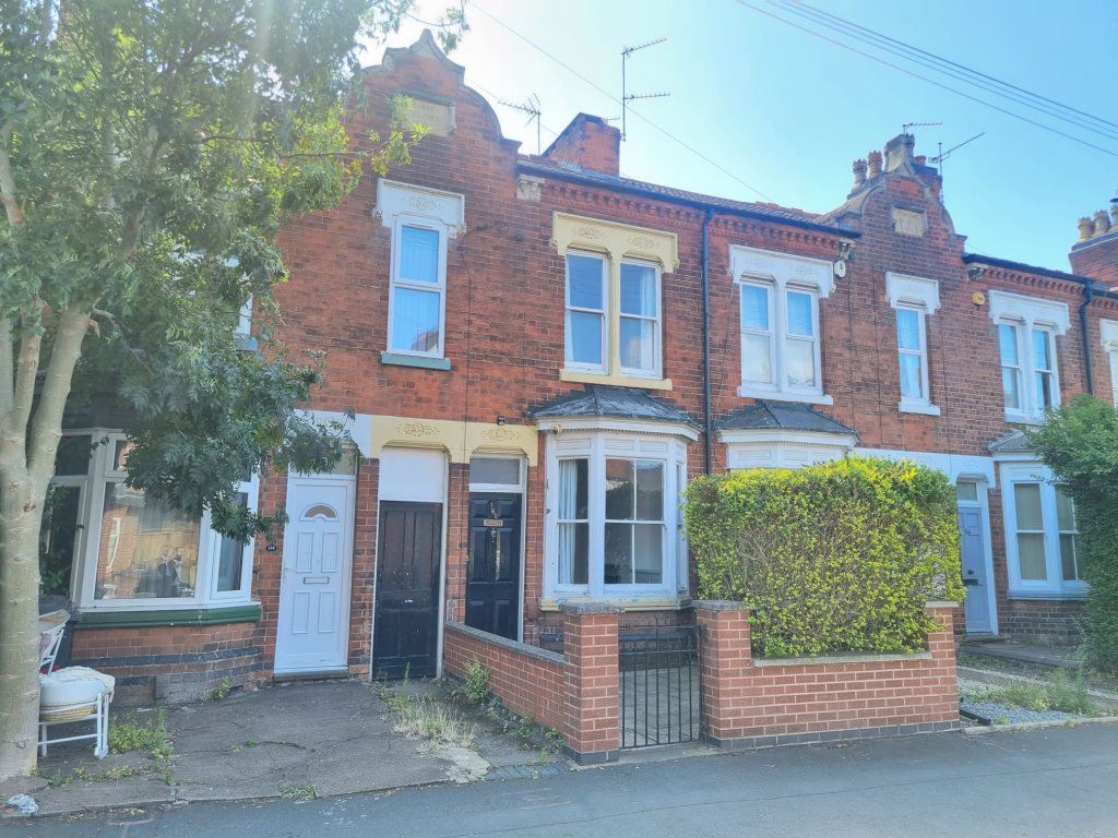 Property photo 1 of 8