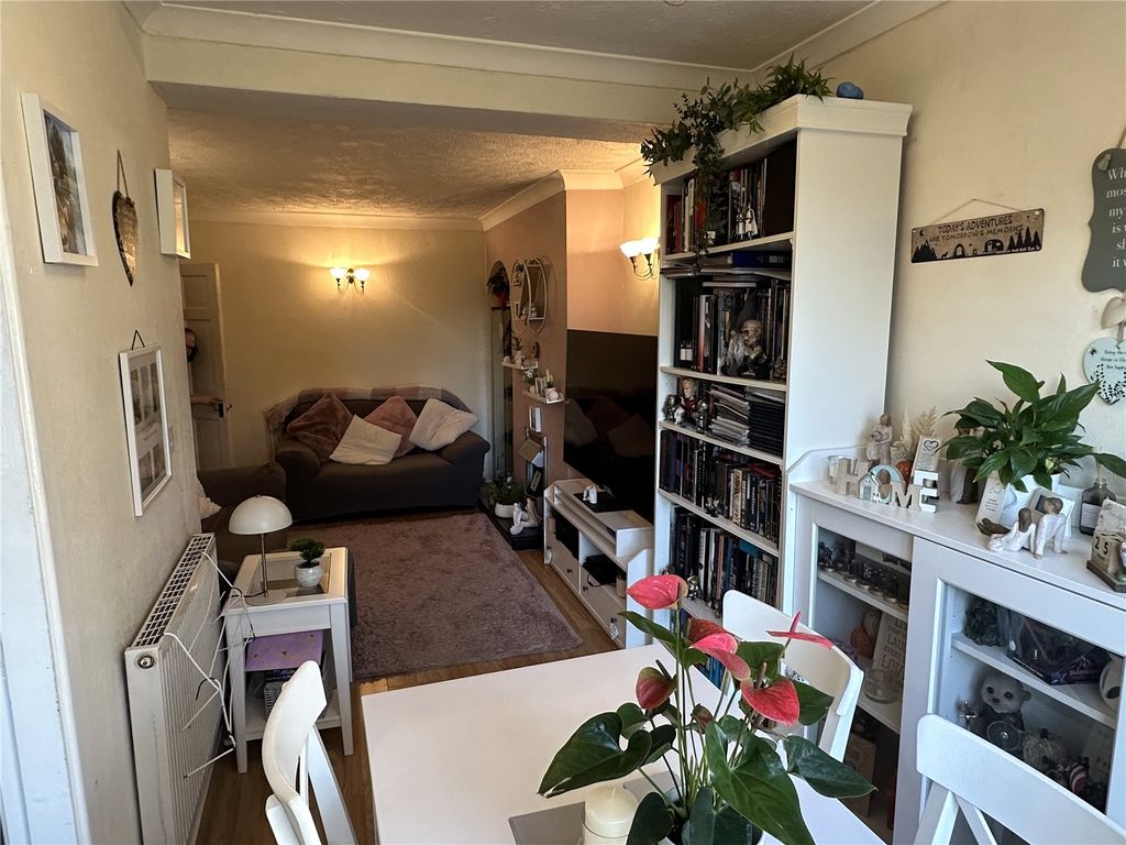 Property photo 3 of 15 Picture No. 13