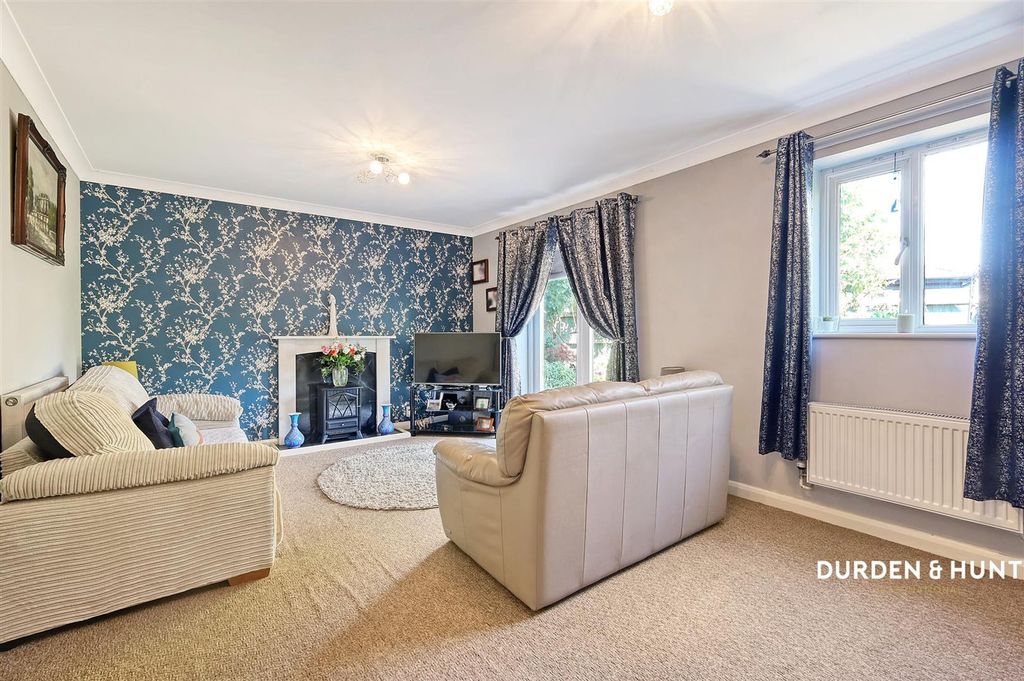 Property photo 3 of 22 Rams Farm Road