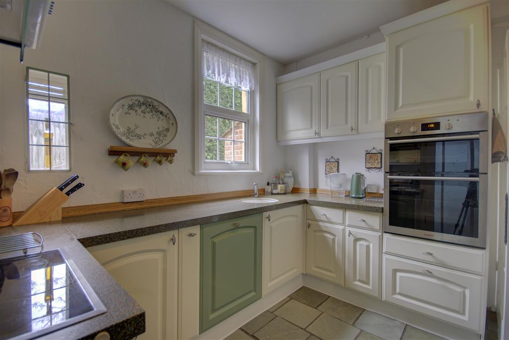 Property photo 2 of 45 Img_7133_4_5.Jpg