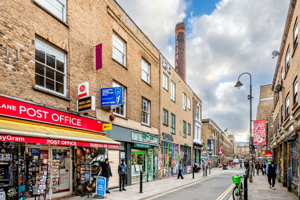 Property photo 2 of 10 Brick Lane 160L - Low Res 11.Jpg