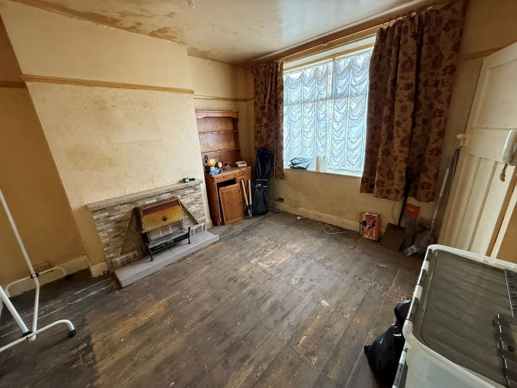 Property photo 2 of 10 Image 2