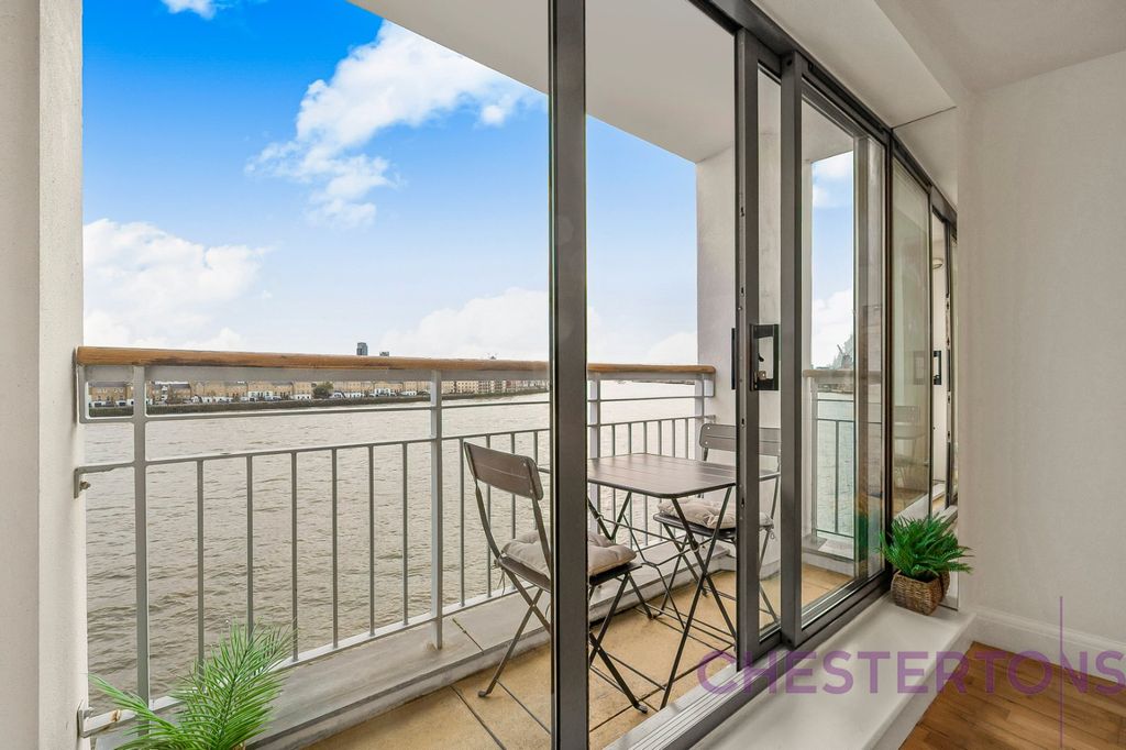 Property photo 3 of 23