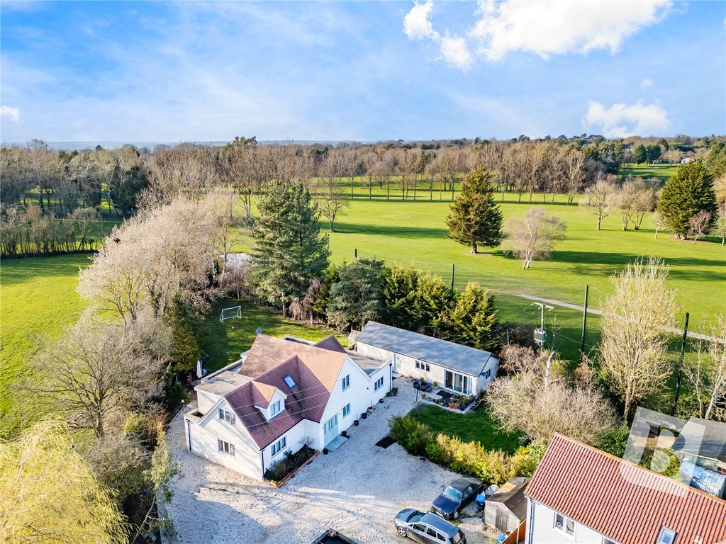 Property photo 1 of 49 Picture No. 70