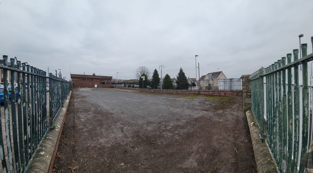 Property photo 3 of 3 Panoramic Yard Towards Unit 4