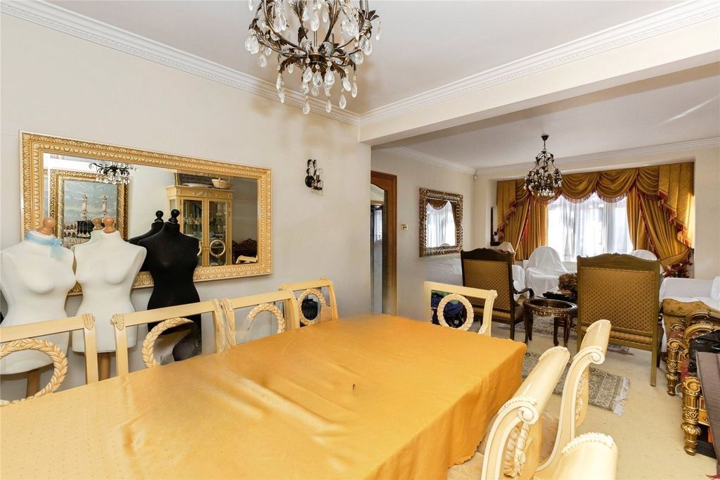 Property photo 3 of 14 Picture No. 33