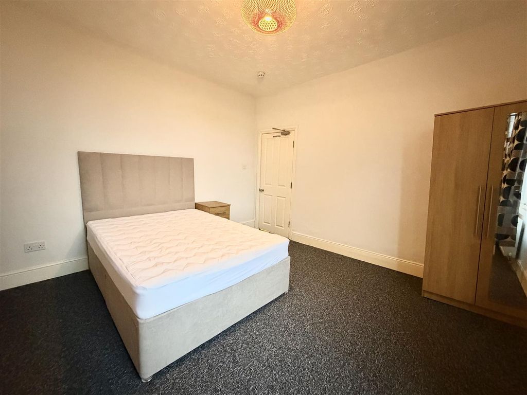 Property photo 3 of 8 Img_1130.Jpeg