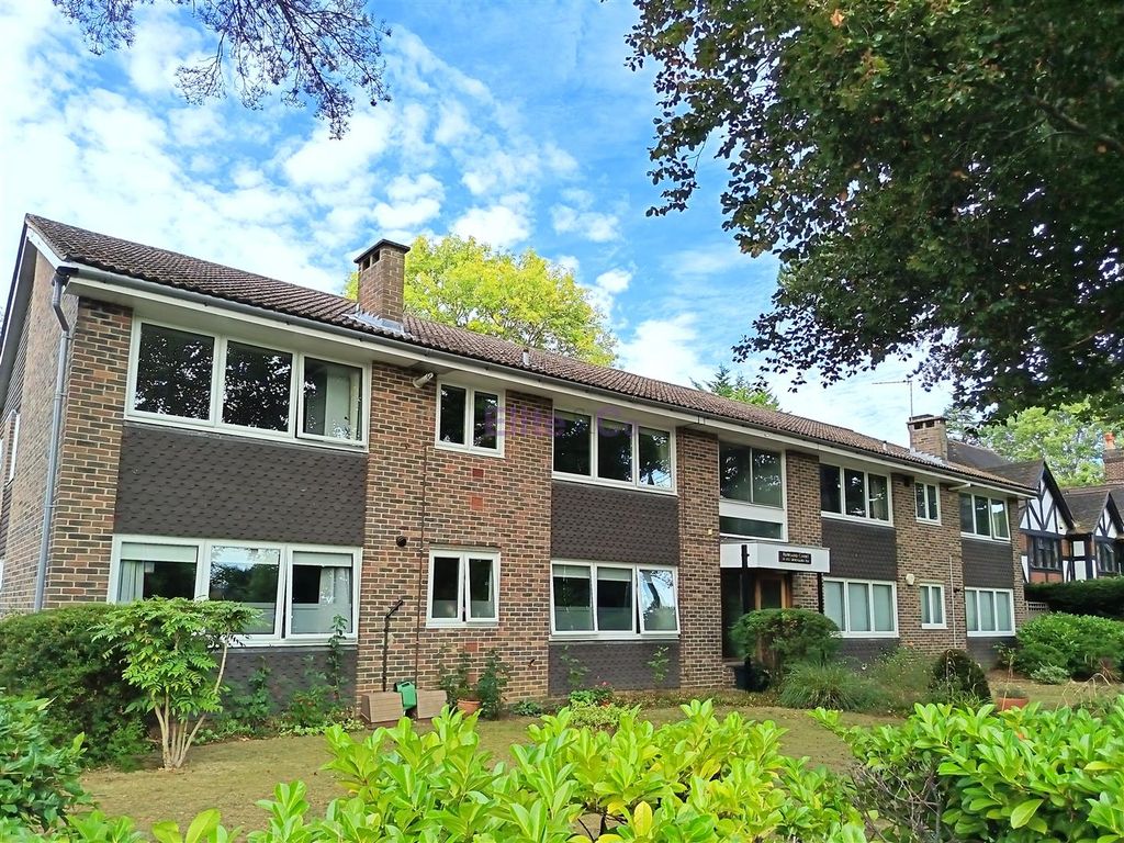 Property photo 1 of 22 Front Exterior