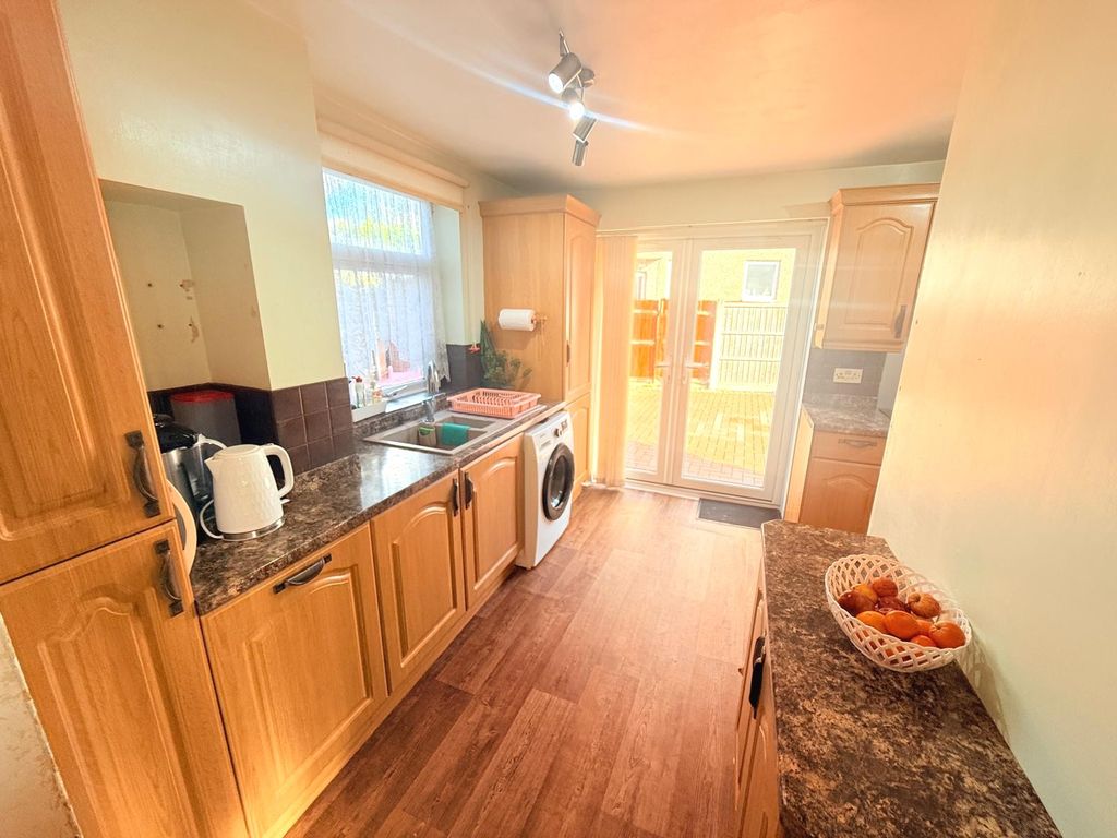 Property photo 3 of 26