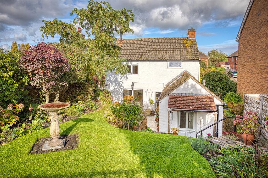 Property photo 2 of 24