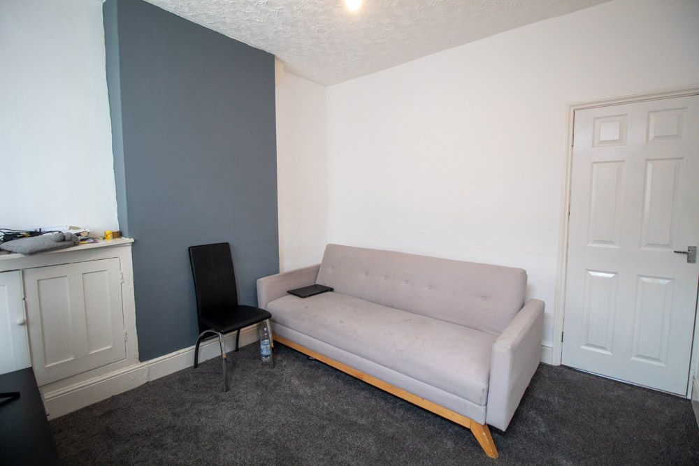 Property photo 3 of 11 Img_8061