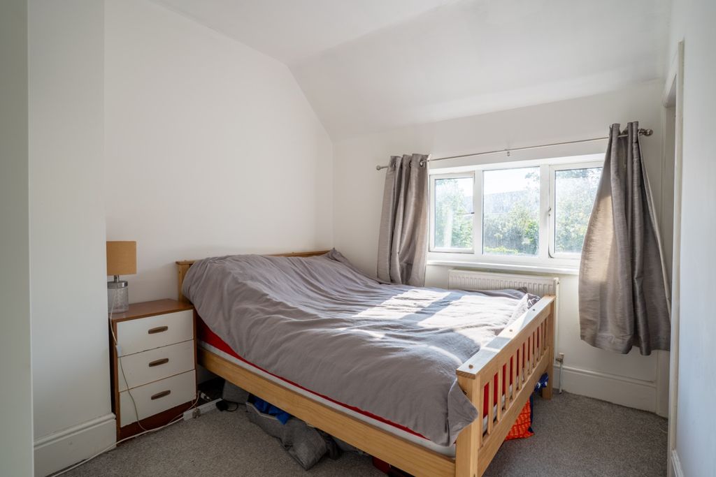 Property photo 3 of 12 5121463