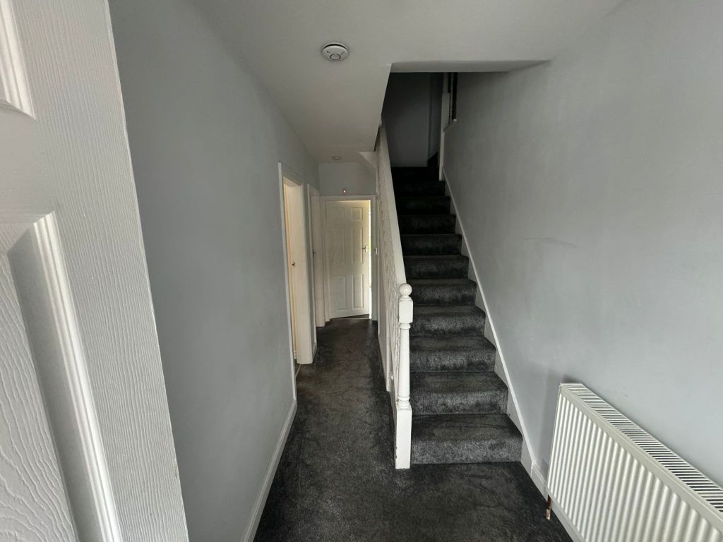 Property photo 2 of 24