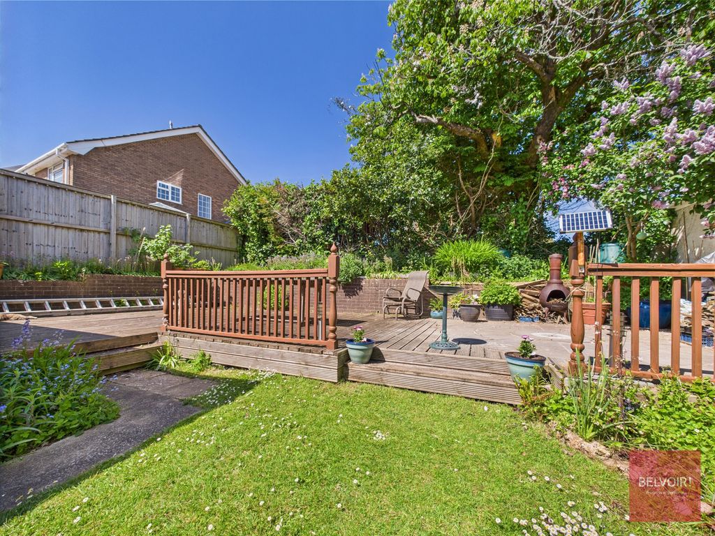 Property photo 2 of 24
