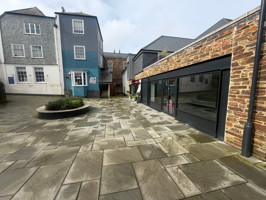 Property photo 3 of 7 Photo 3