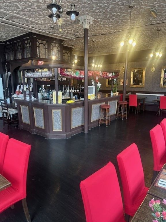 Property photo 2 of 25