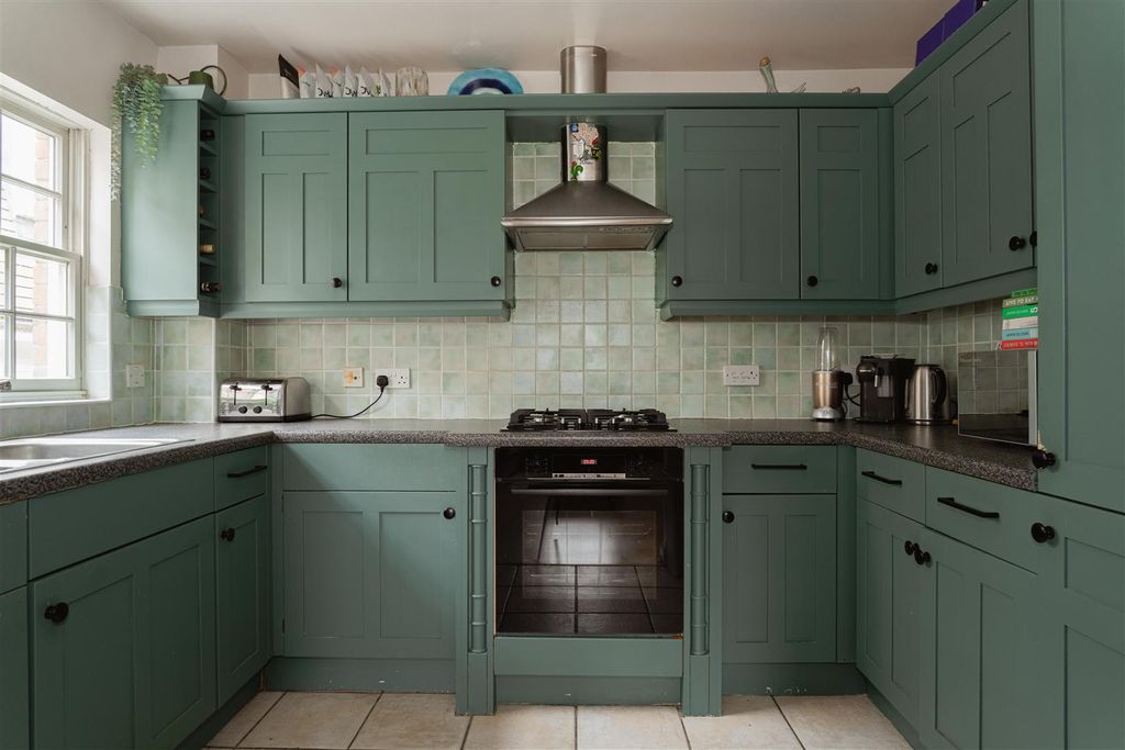 Property photo 3 of 16 13.Jpg