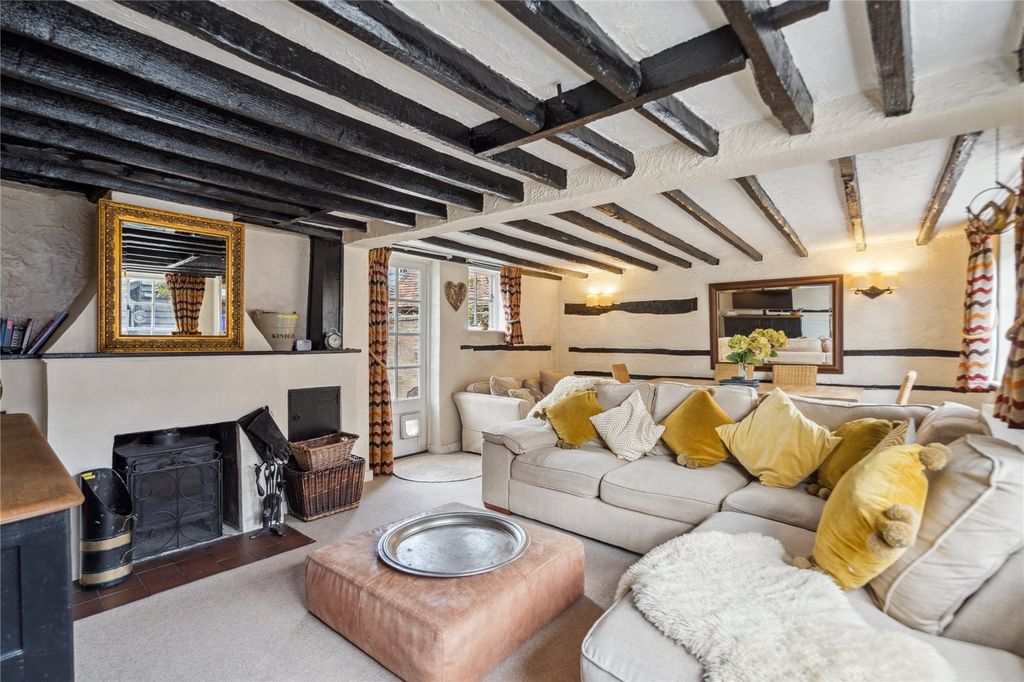 Property photo 2 of 17 Living Room