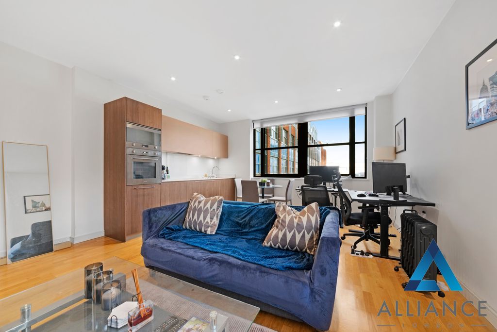 Property photo 3 of 7 Picture 3