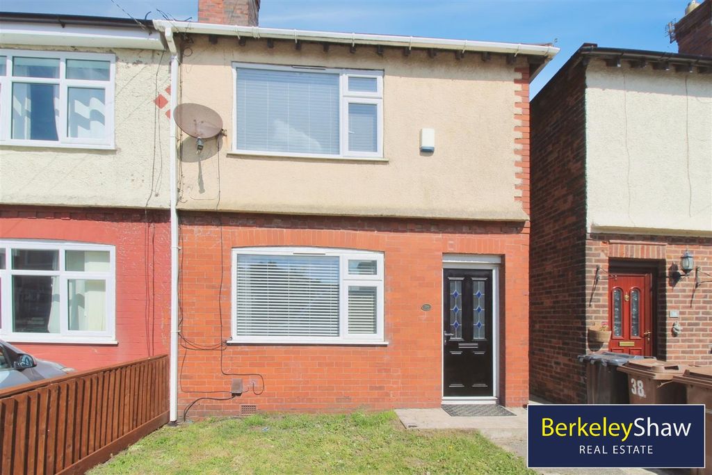 Property photo 1 of 16 Front Exterior