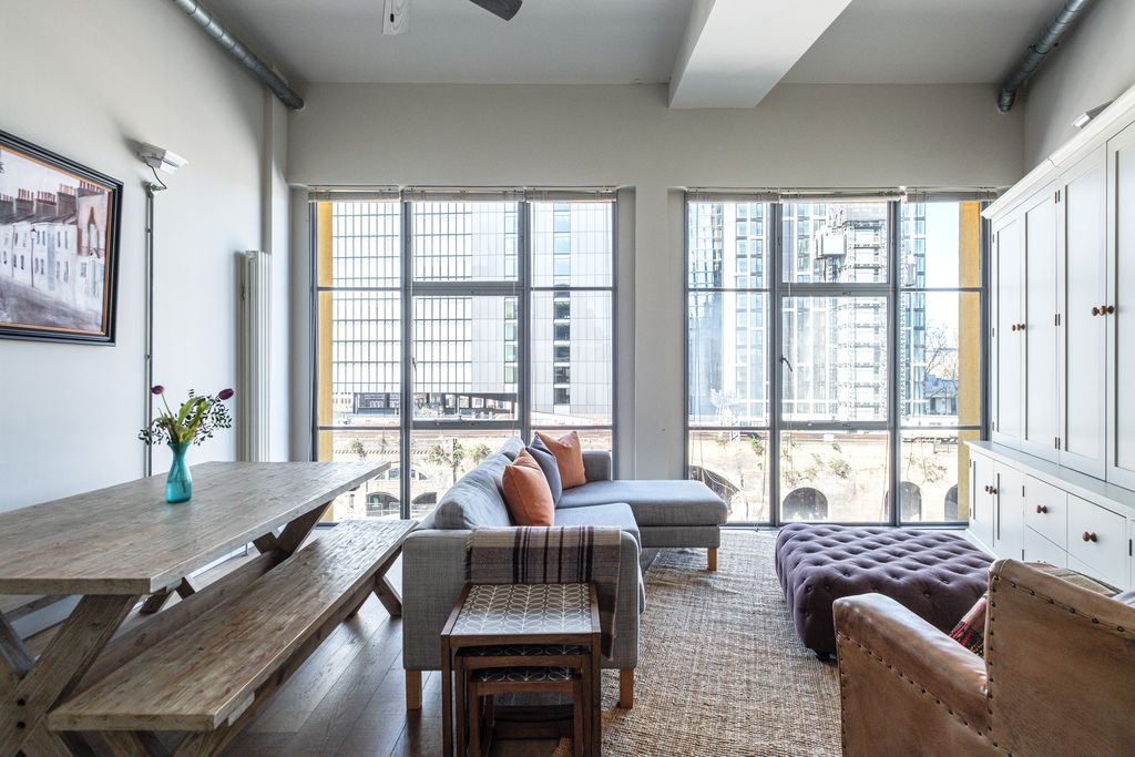 Property photo 1 of 19 Bankside (7).Jpg