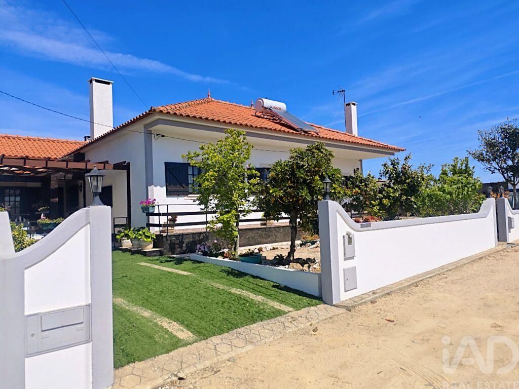 Property photo 1 of 31
