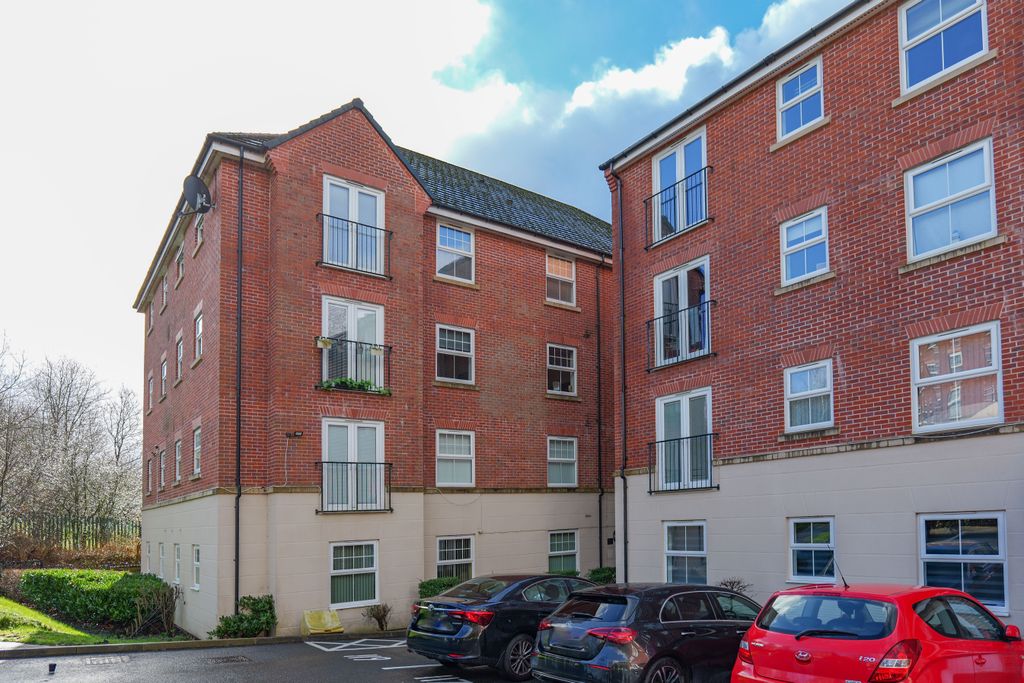 Property photo 1 of 24