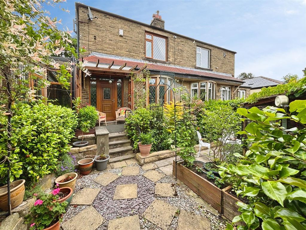 Property photo 1 of 20 Rear Garden