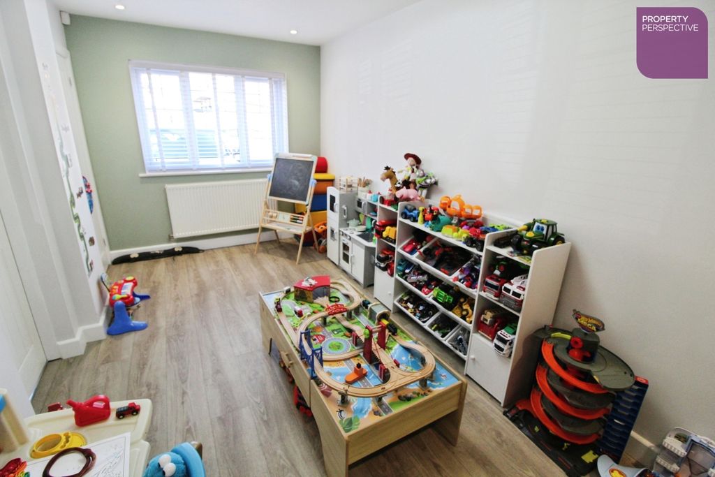 Property photo 3 of 13 Further Reception Room