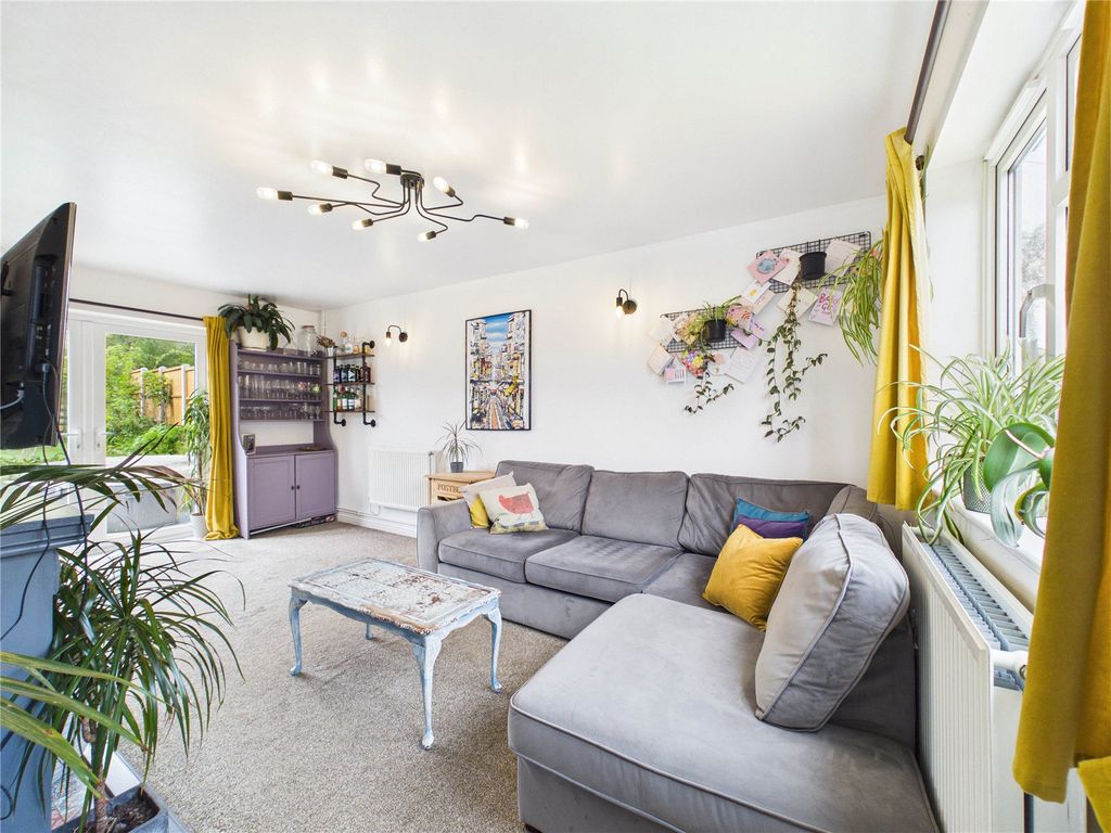 Property photo 3 of 27 Picture No. 03