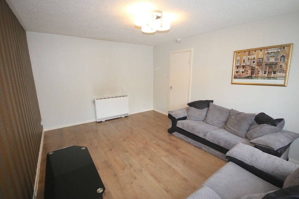 Property photo 3 of 12 Photo 3