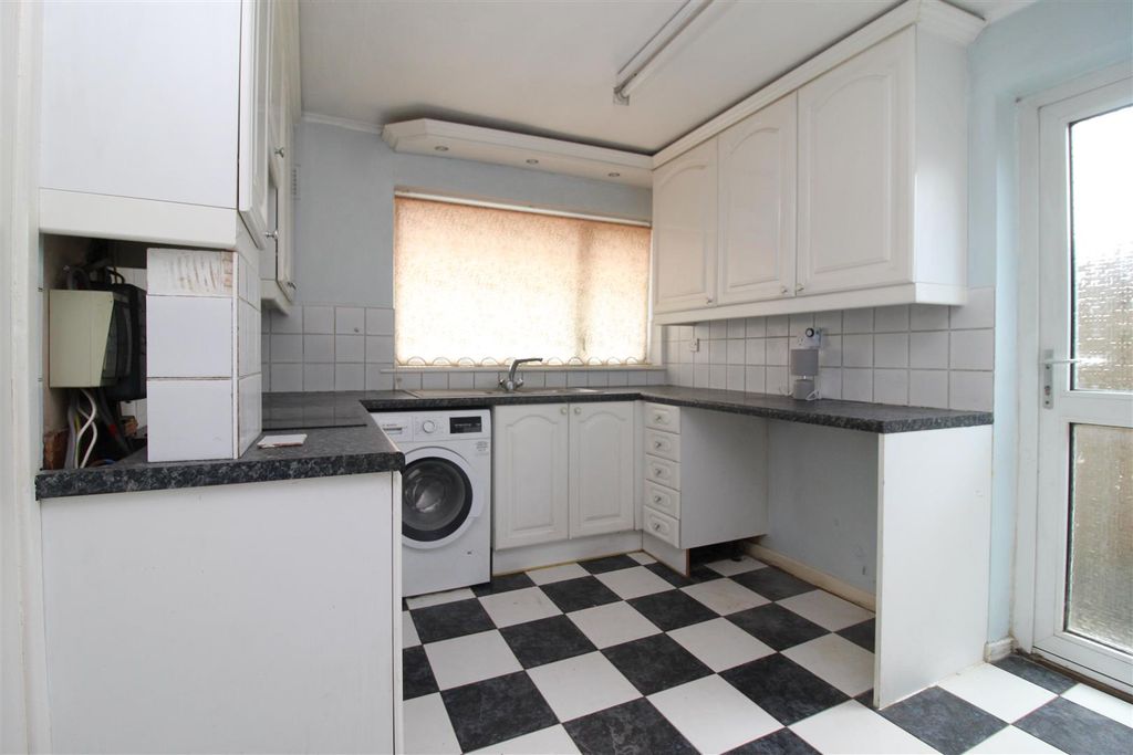 Property photo 3 of 13 Img_1950.Jpg