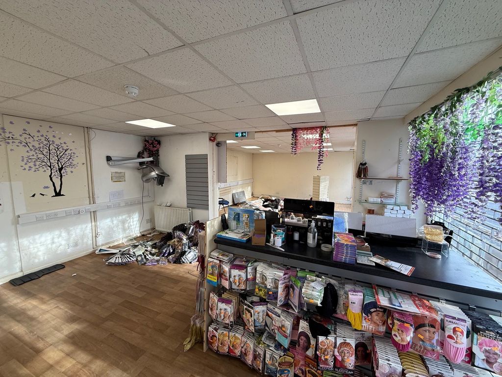 Property photo 2 of 10