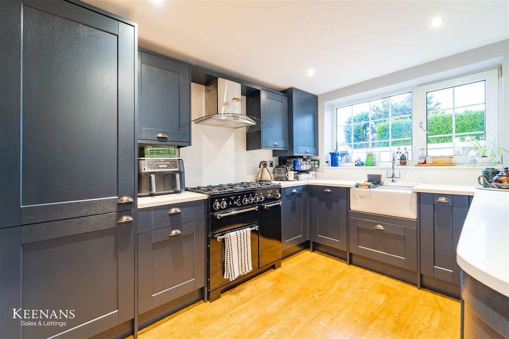 Property photo 1 of 34 Dsc03933.Jpg