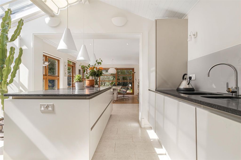 Additional image 9 of 5 bed detached house for saleGrantchester Meadows, Cambridge CB3