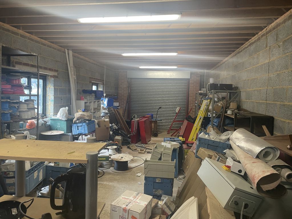 Property photo 2 of 3