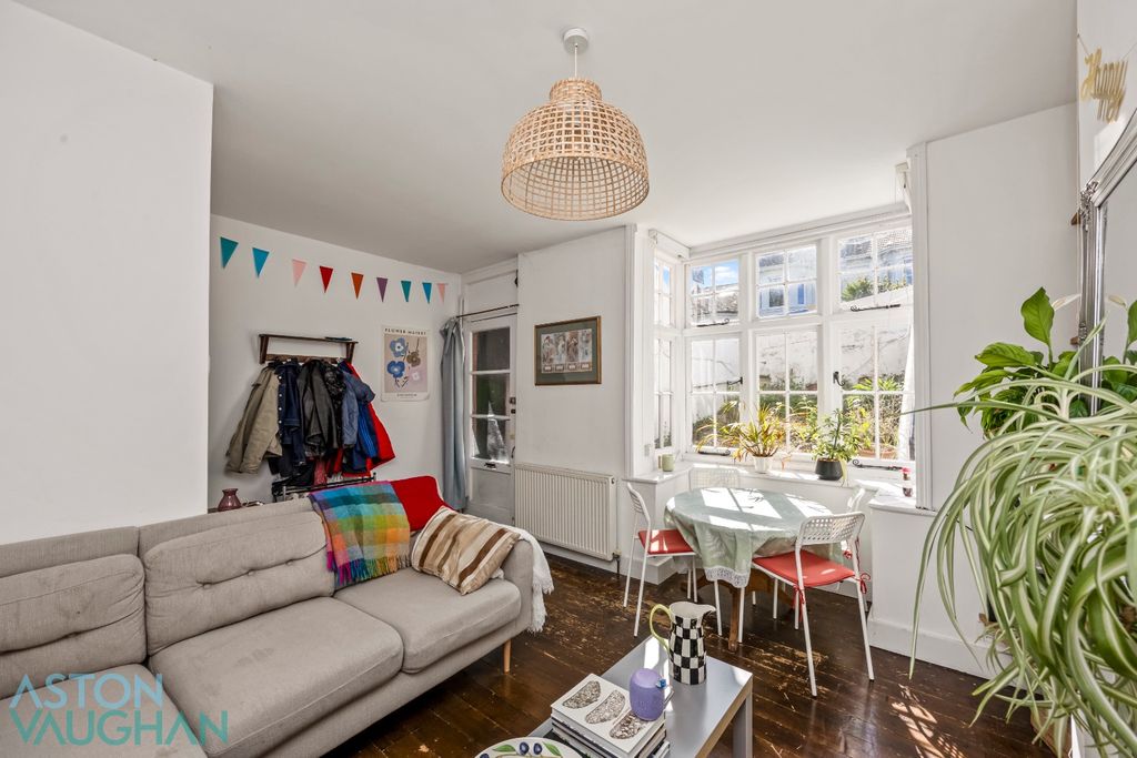 Property photo 1 of 10 4618230