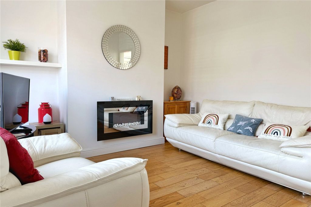 Property photo 3 of 13 Living Room