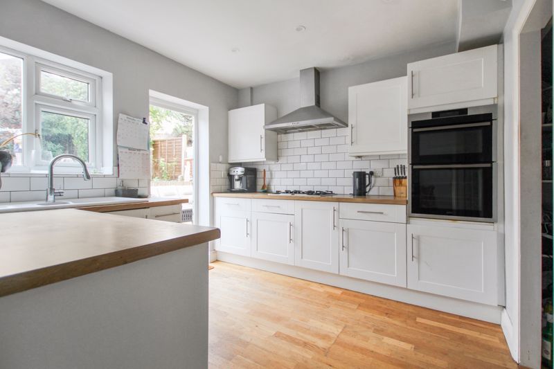 Property photo 3 of 20 Photo 15