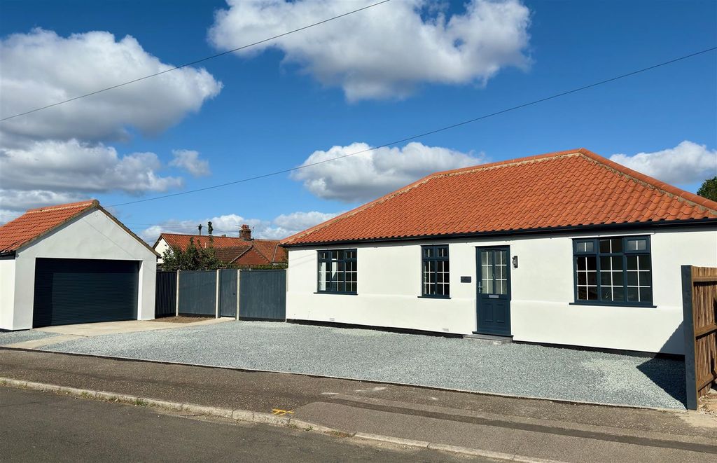 Property photo 1 of 18 Front.Jpg