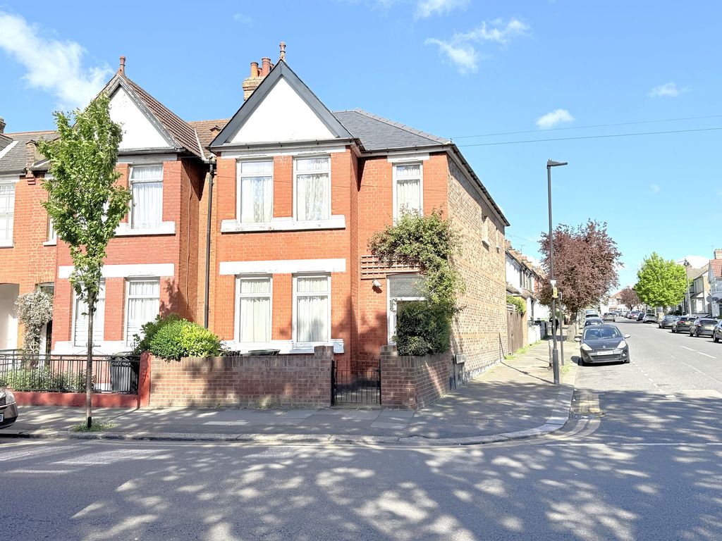 Property photo 1 of 15