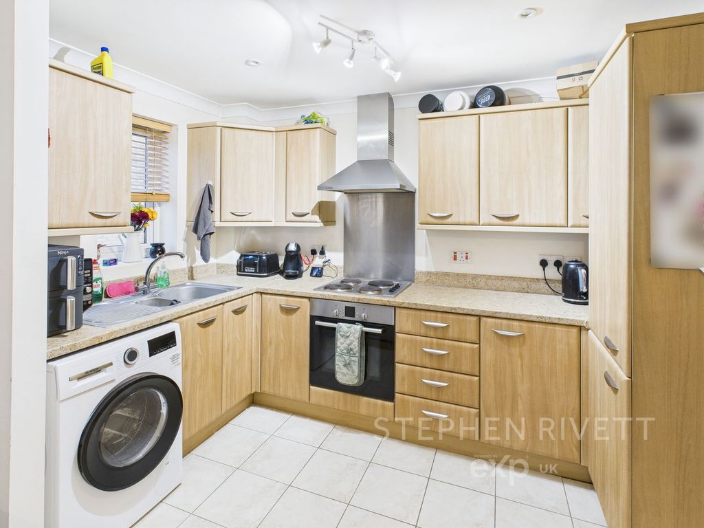 Property photo 2 of 6