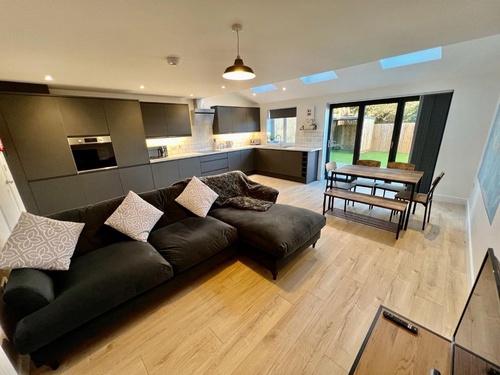 Property photo 1 of 29 Img_3805.Jpeg