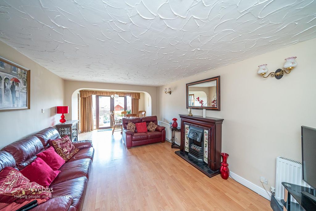 Property photo 3 of 23 Â© Webbs Estate Agents Â© (86 Of 93).Jpg