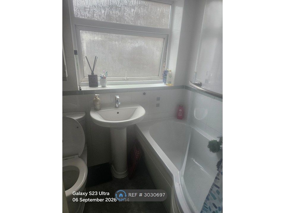 Property photo 2 of 3