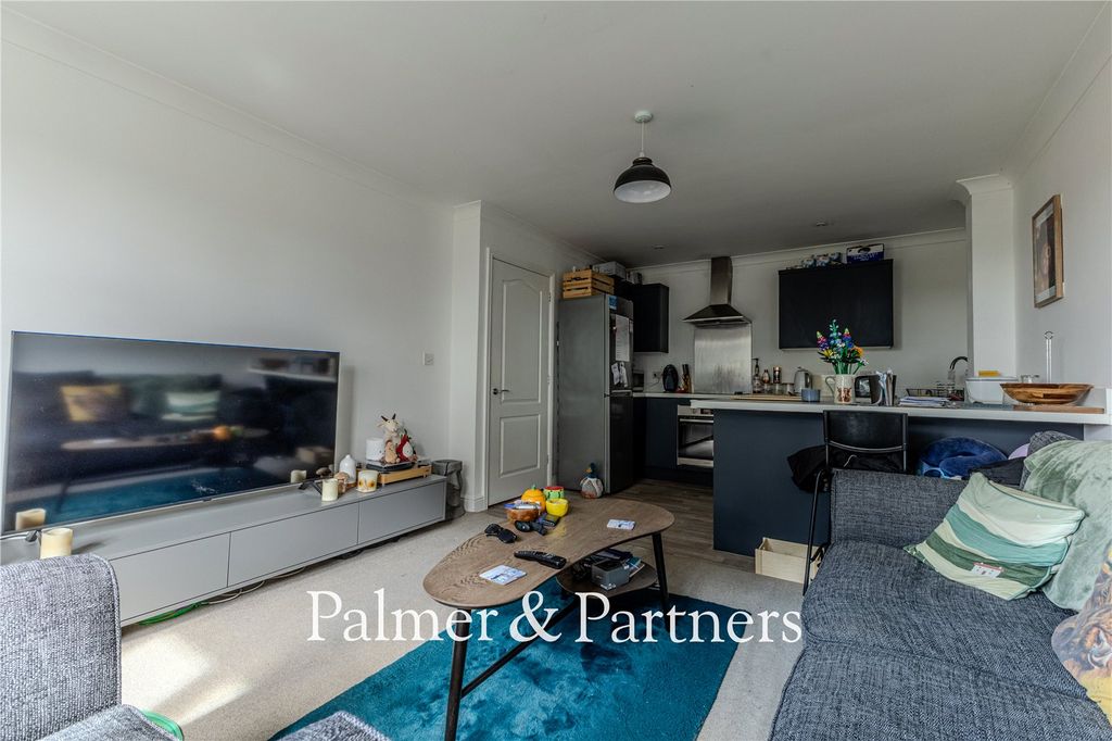 Property photo 3 of 14 Picture No. 04