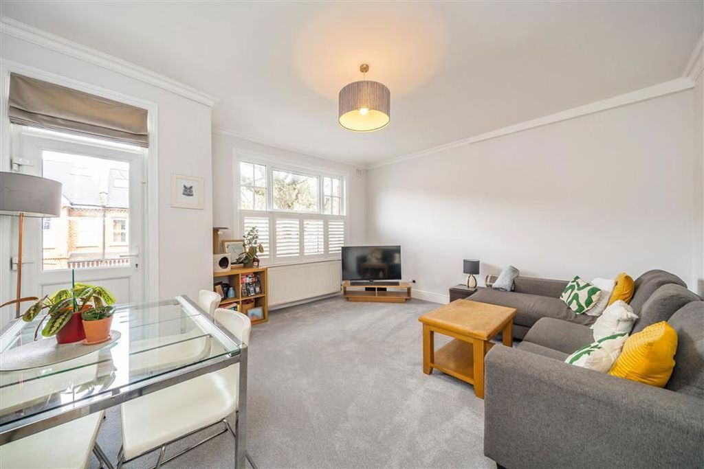 Property photo 2 of 7