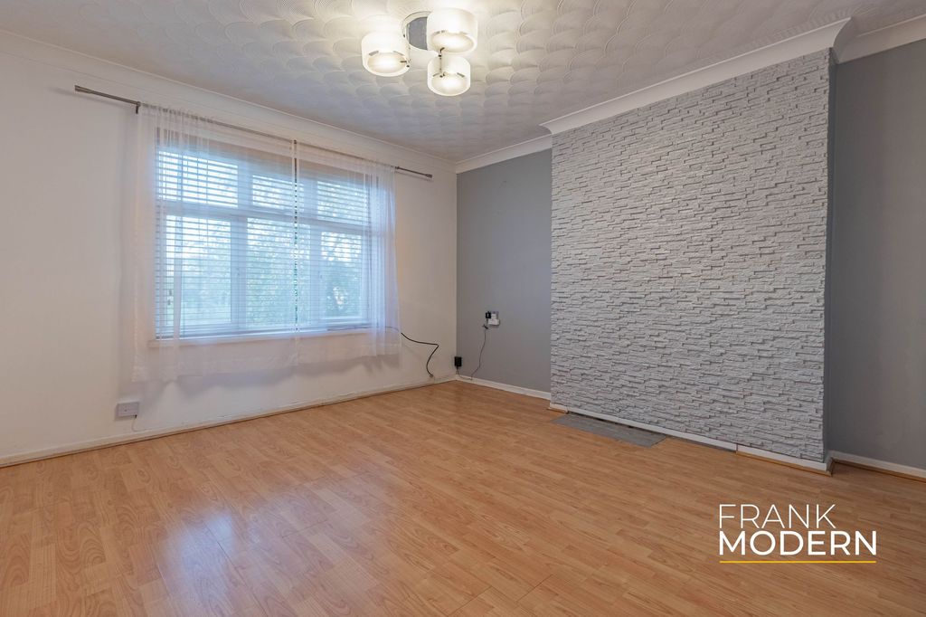 Property photo 2 of 23 Living Room