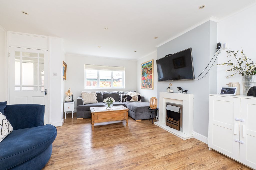 Property photo 2 of 14 Picture No. 08