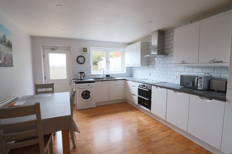 Property photo 3 of 16 Photo 30